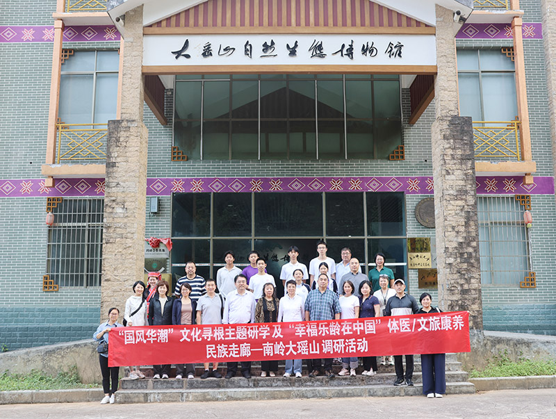 1758302589.jpg 4T8A7042.jpg