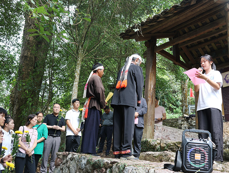 1758629346.jpg 4T8A7292.jpg