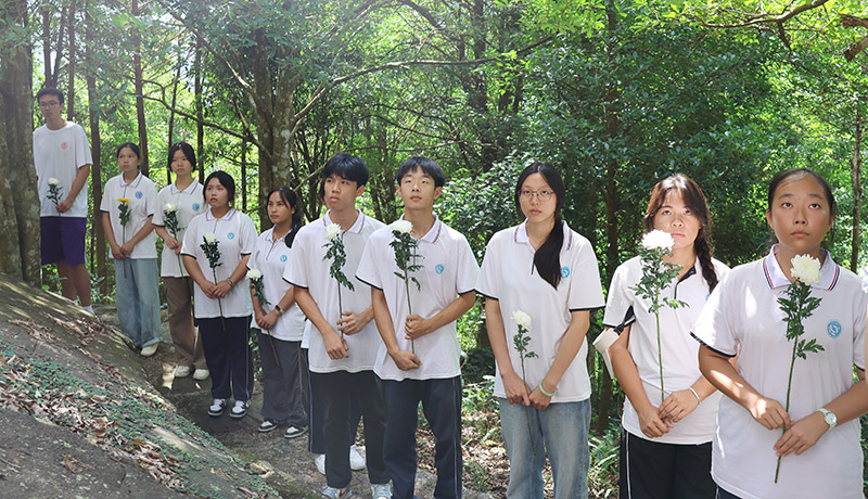 1758629592.jpg 4T8A7297.jpg