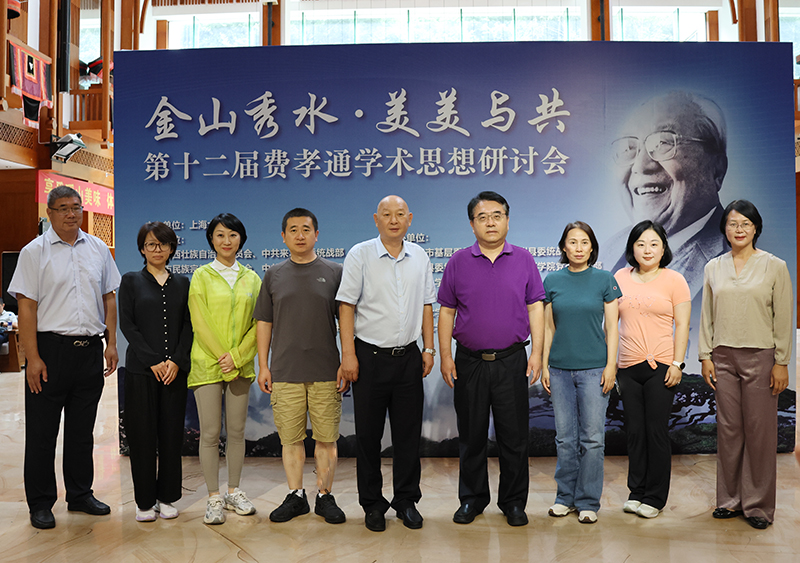 1758686884.jpg 4T8A7999.jpg