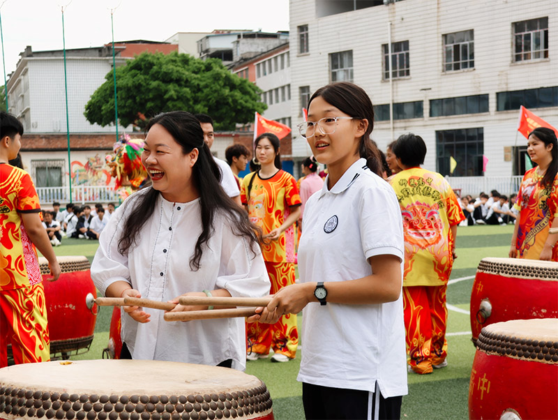 1758764934.jpg 4T8A8663(1).jpg