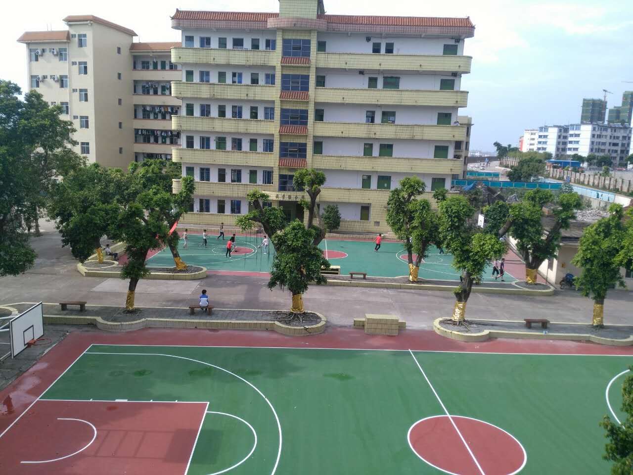 校園操場